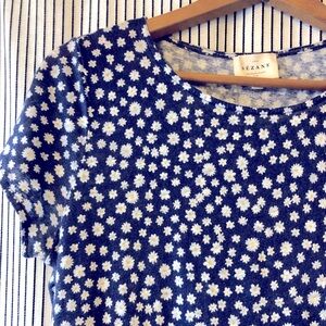 Linen Sezane T- shirt.